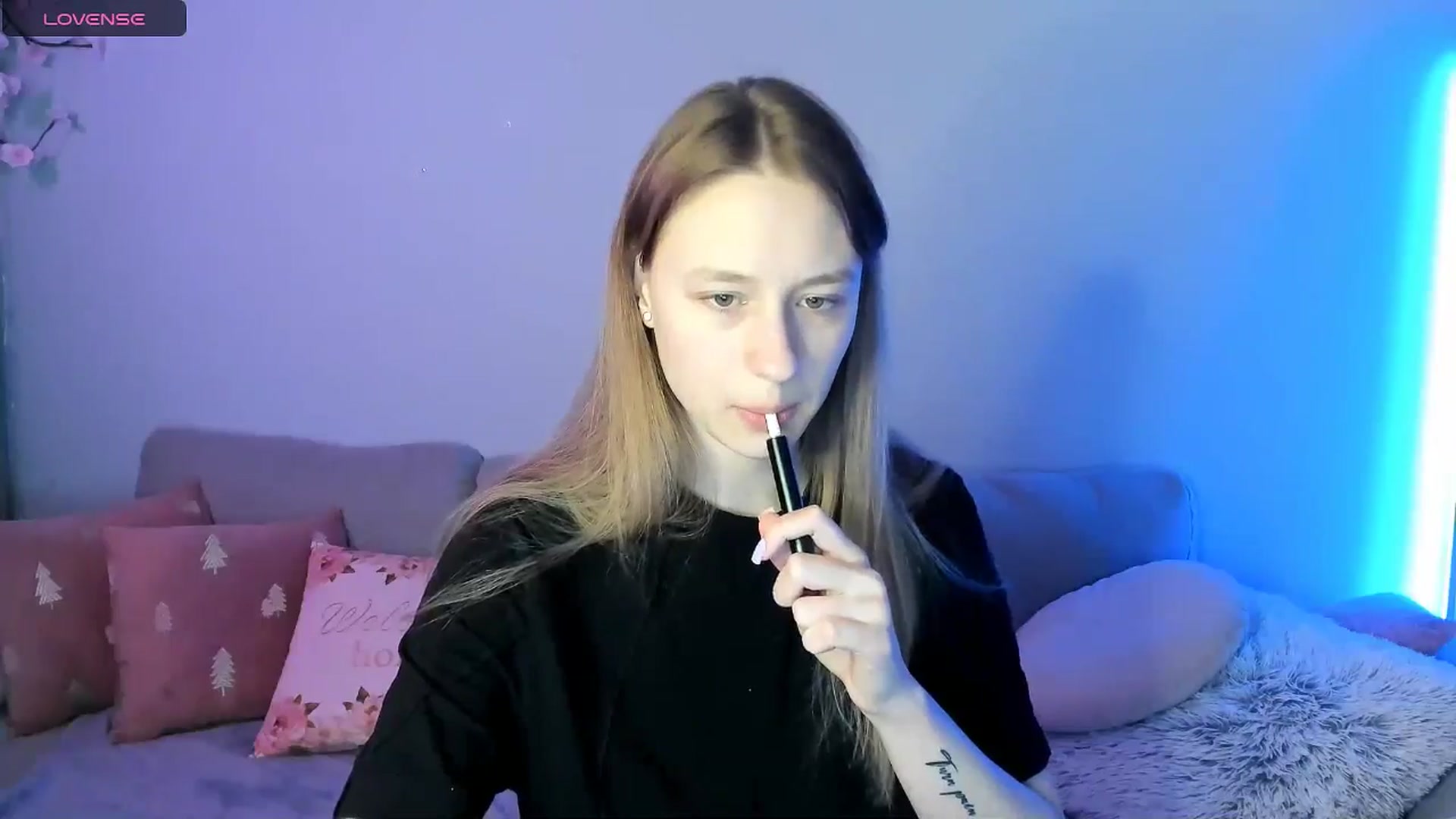Gallery image thumbnail from NicolePax's myfreecams stream on, 03/24/2026, 18:44 image 14 of 20