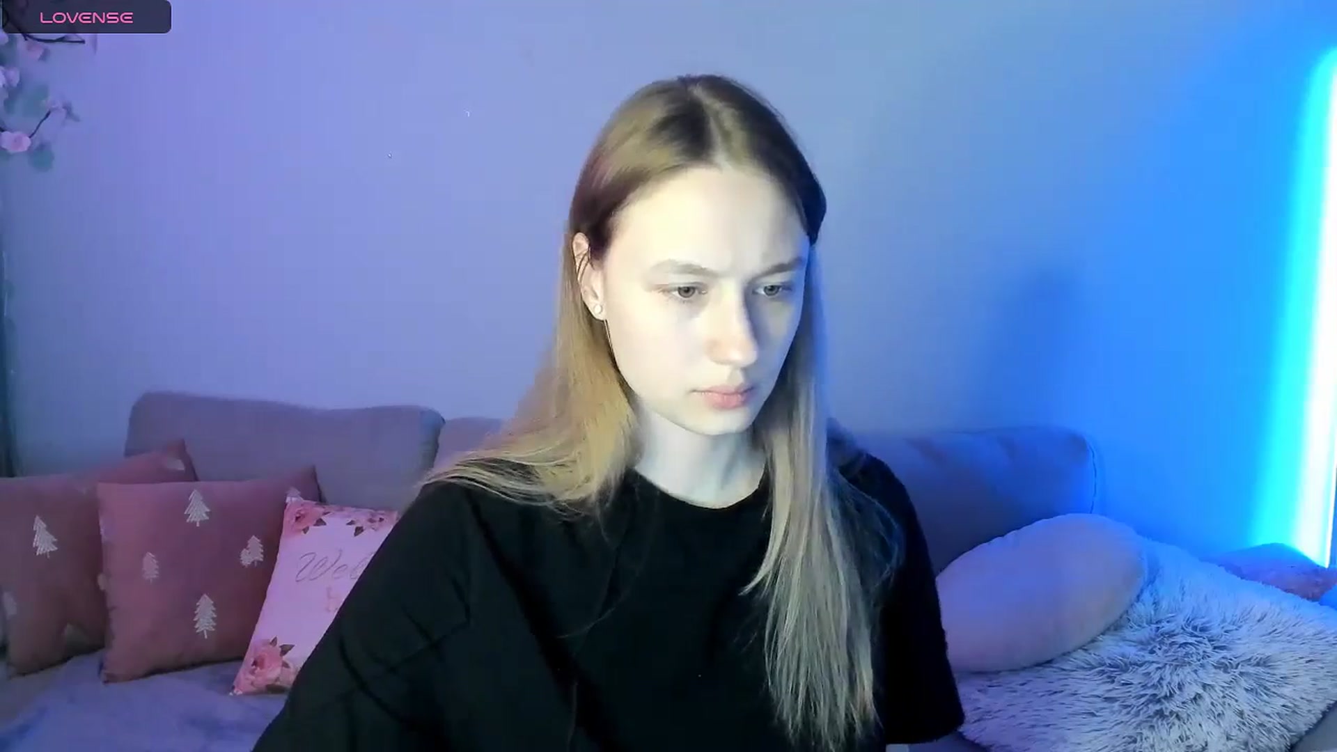 Gallery image thumbnail from NicolePax's myfreecams stream on, 03/24/2026, 18:44 image 8 of 20