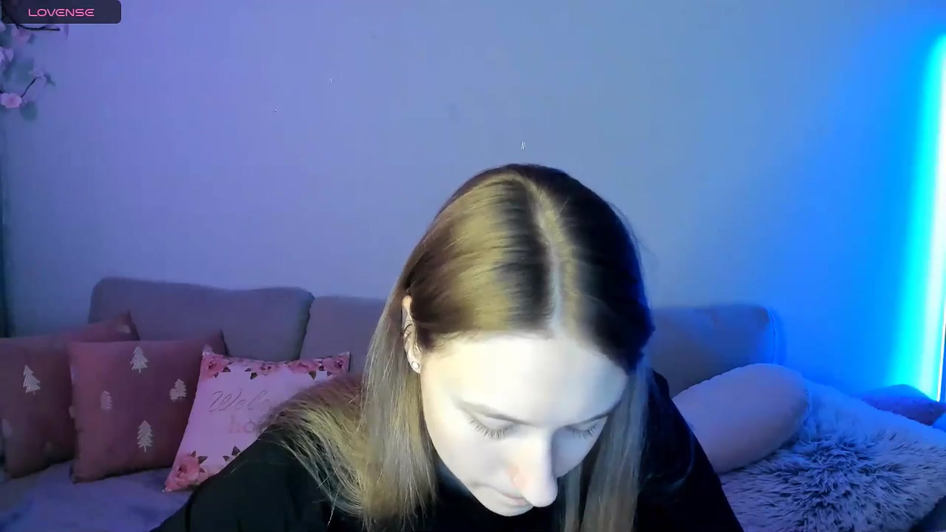 Gallery image thumbnail from NicolePax's myfreecams stream on, 03/24/2026, 18:44 image 11 of 20