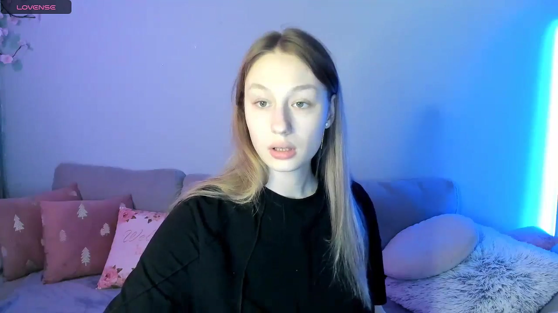 Gallery image thumbnail from NicolePax's myfreecams stream on, 03/24/2026, 18:44 image 6 of 20