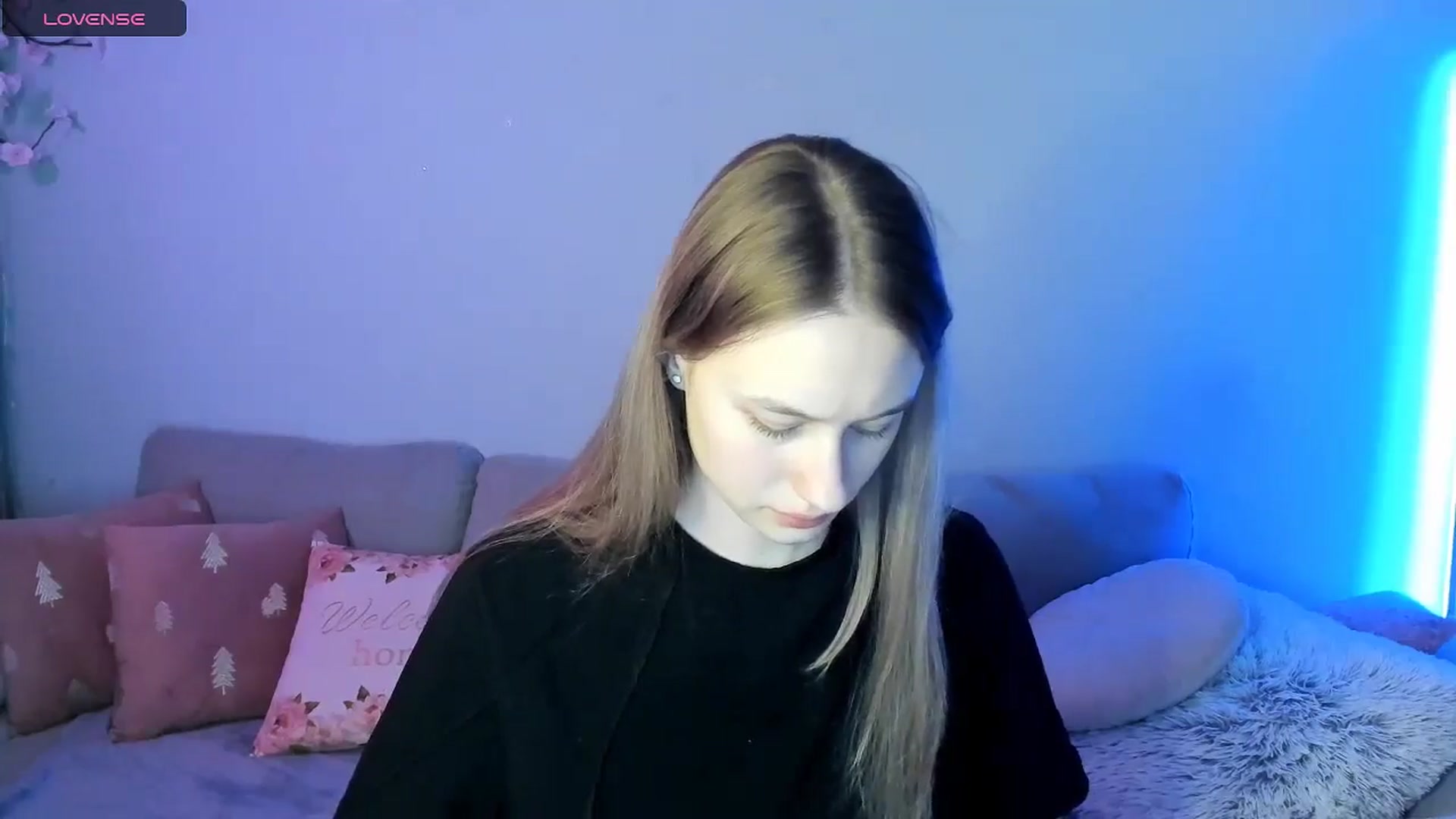 Gallery image thumbnail from NicolePax's myfreecams stream on, 03/24/2026, 18:44 image 5 of 20