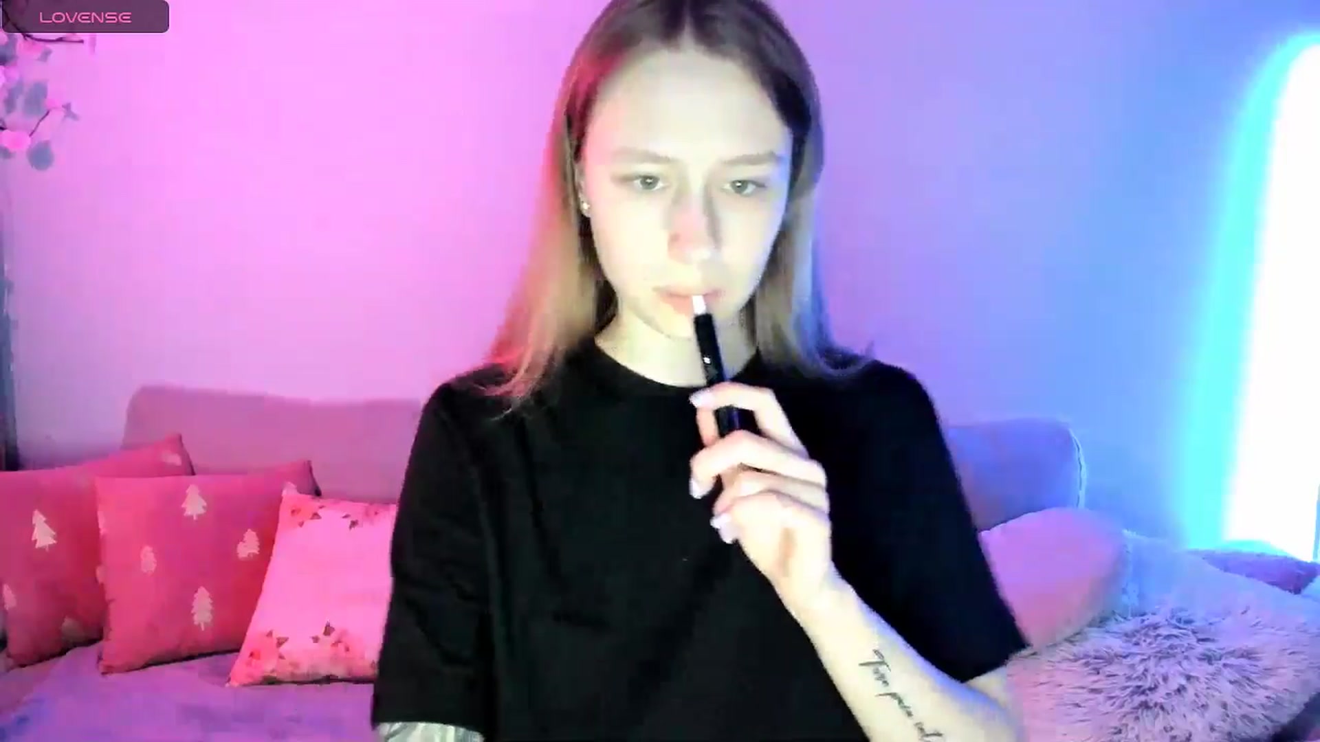 Gallery image thumbnail from NicolePax's myfreecams stream on, 03/24/2026, 18:44 image 17 of 20