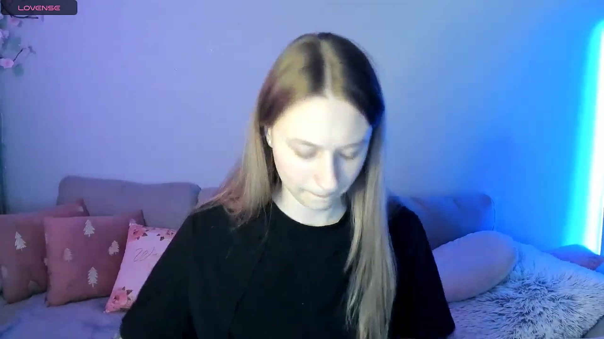 Gallery image thumbnail from NicolePax's myfreecams stream on, 03/24/2026, 18:44 image 4 of 20