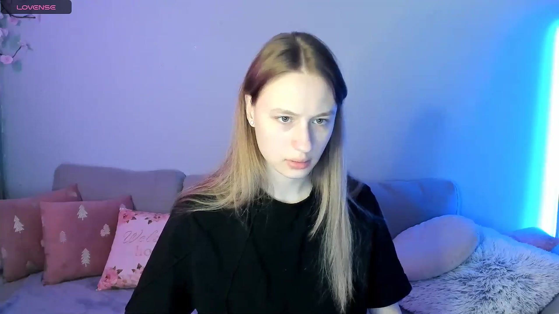 Gallery image thumbnail from NicolePax's myfreecams stream on, 03/24/2026, 18:44 image 13 of 20