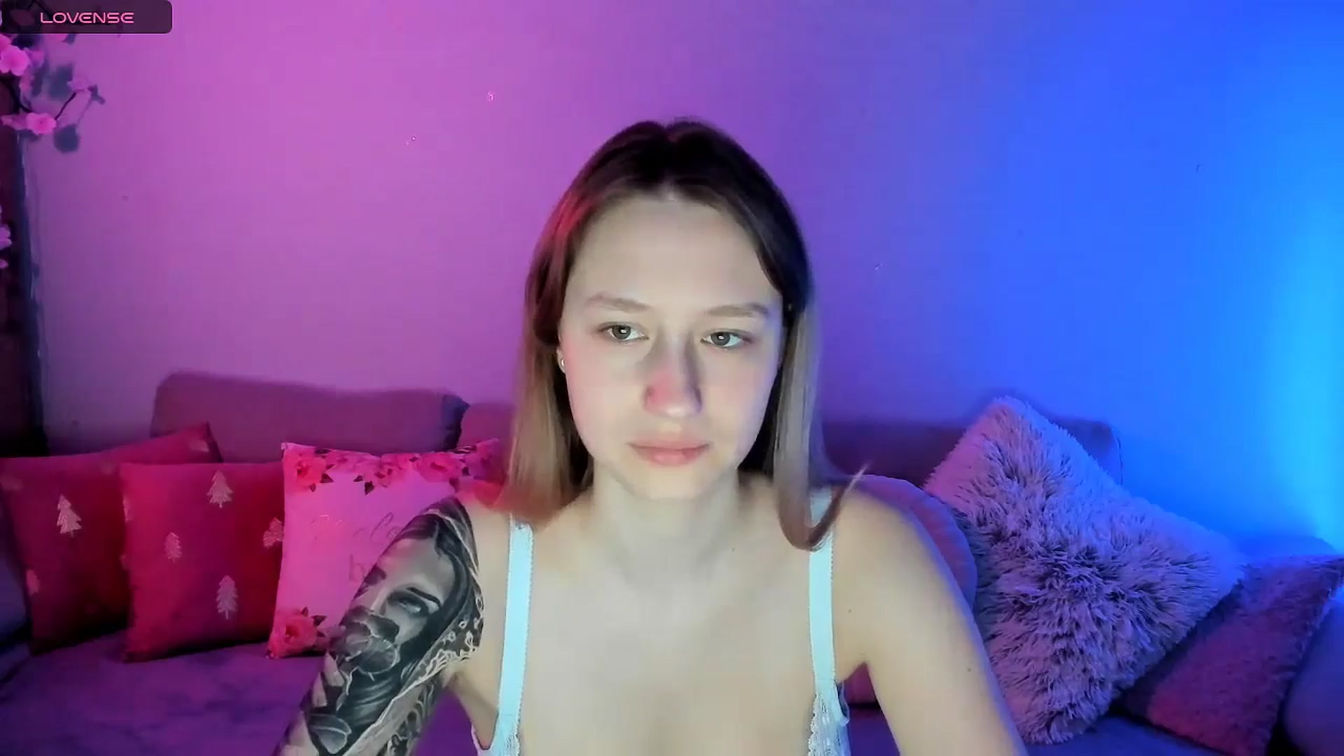 Gallery image thumbnail from NicolePax's myfreecams stream on, 03/24/2026, 19:43 image 18 of 20