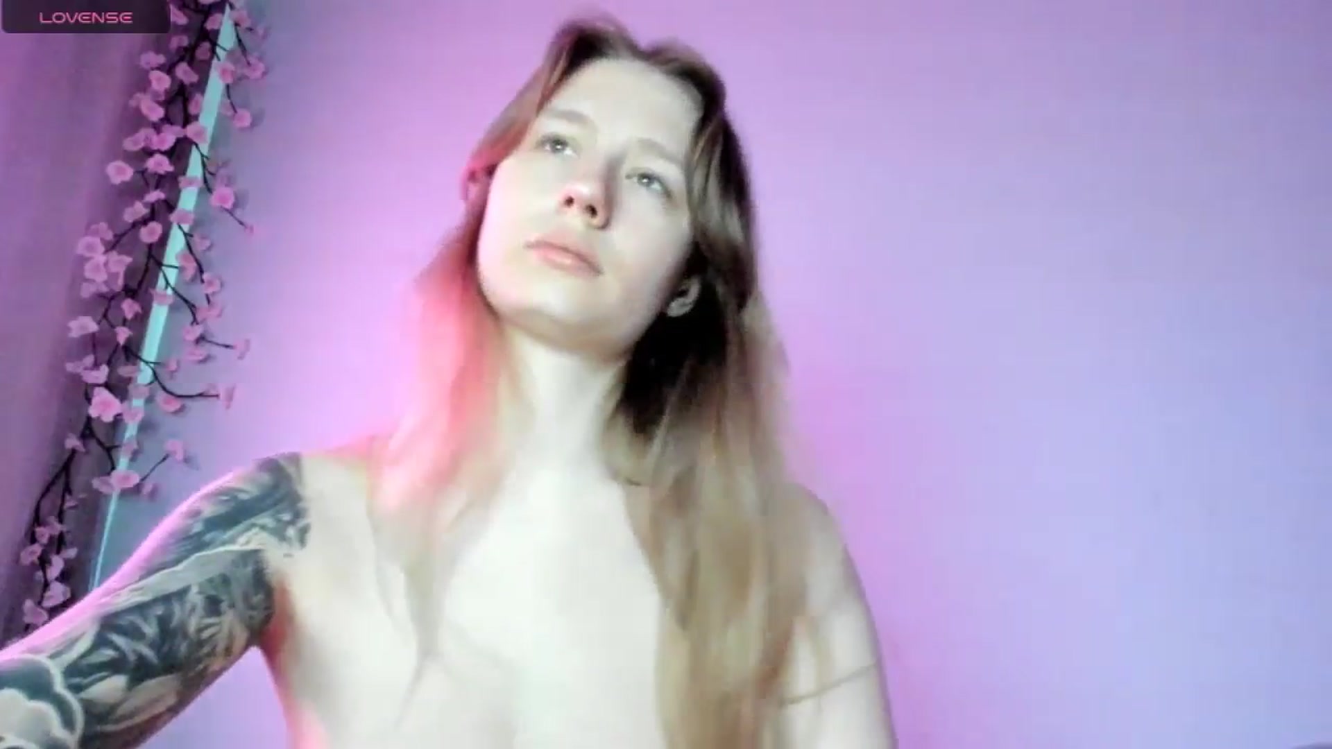 Gallery image thumbnail from NicolePax's myfreecams stream on, 04/08/2026, 09:26 image 4 of 20