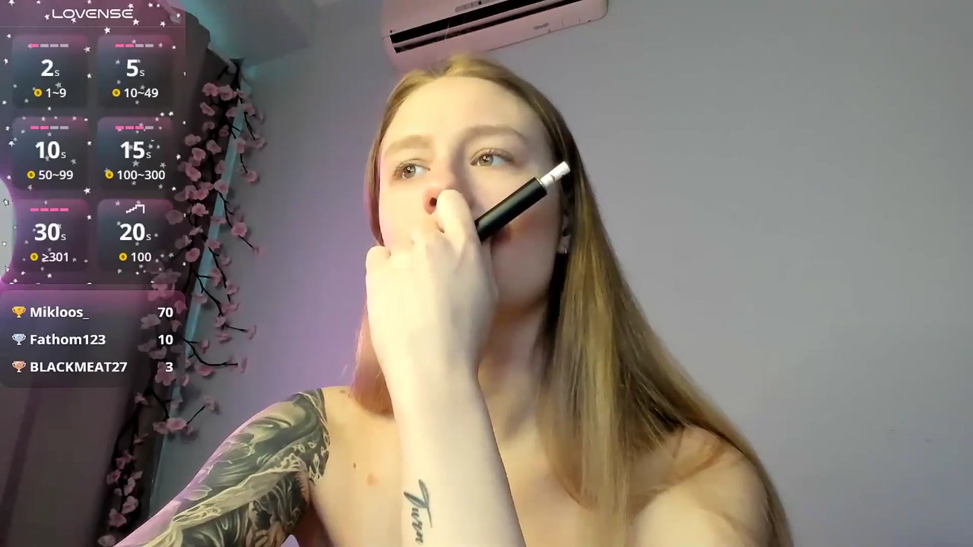 Gallery image thumbnail from NicolePax's myfreecams stream on, 04/11/2026, 09:26 image 6 of 20