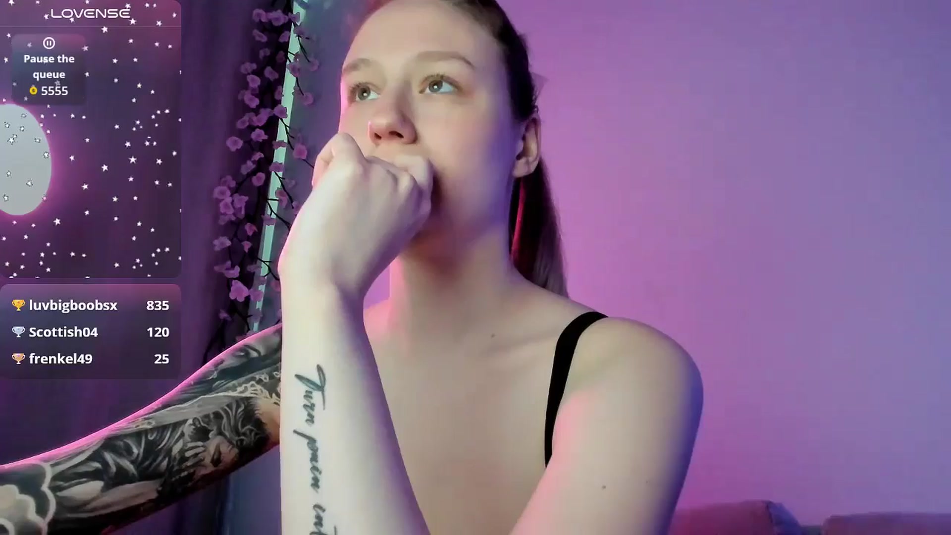 Gallery image thumbnail from NicolePax's myfreecams stream on, 04/21/2026, 10:21 image 17 of 20
