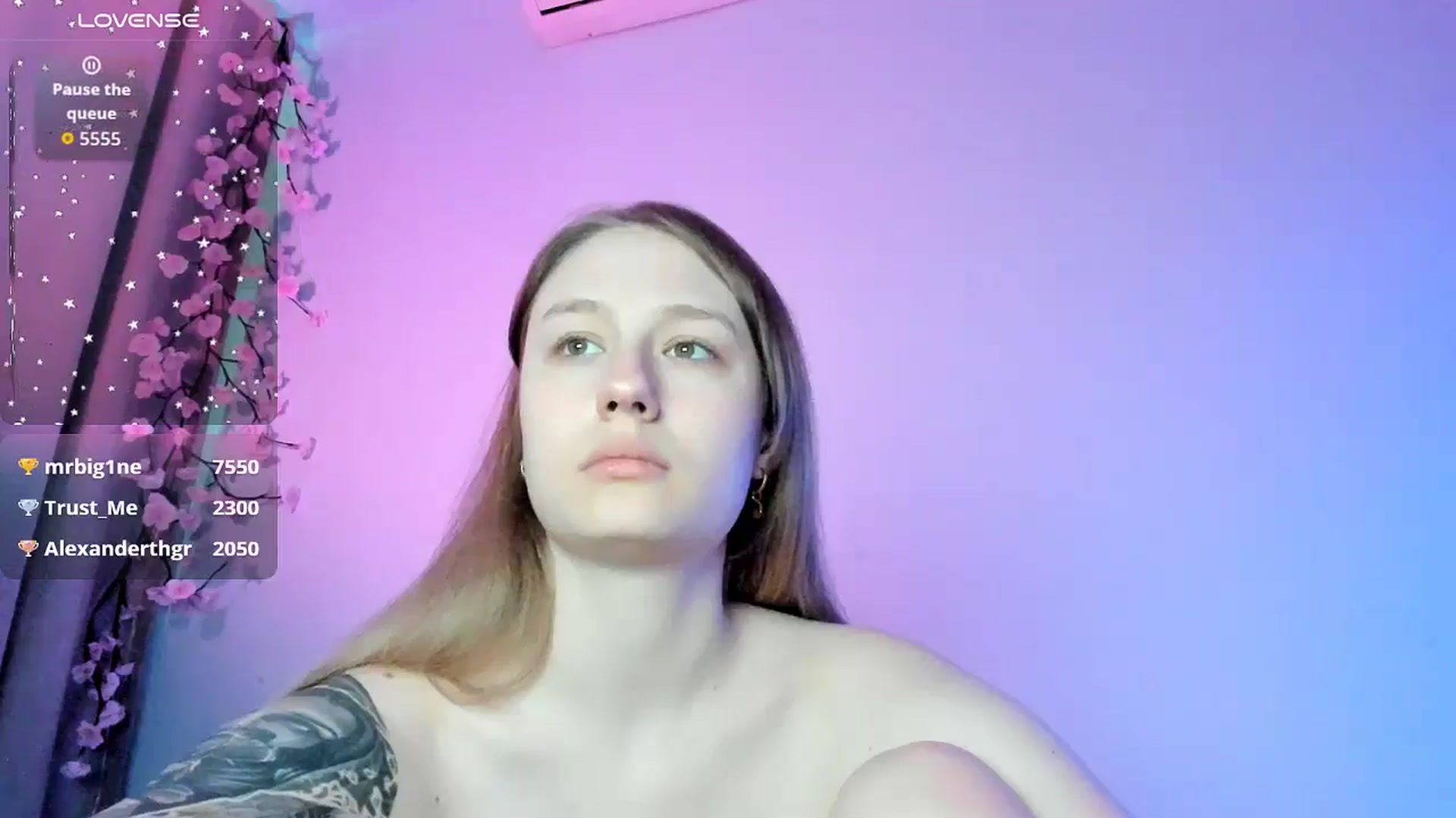 Gallery image thumbnail from NicolePax's myfreecams stream on, 05/01/2026, 12:22 image 12 of 20