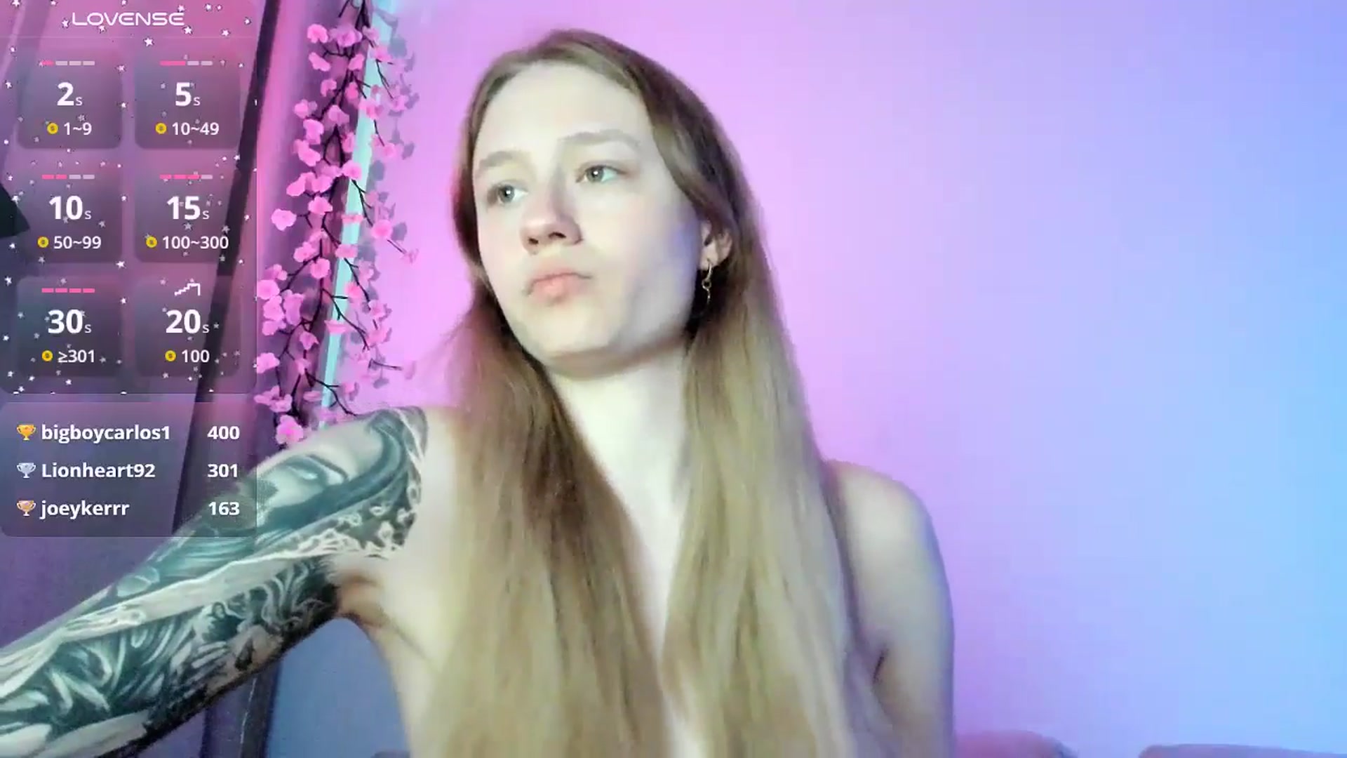 Gallery image thumbnail from NicolePax's myfreecams stream on, 05/05/2026, 11:06 image 7 of 20