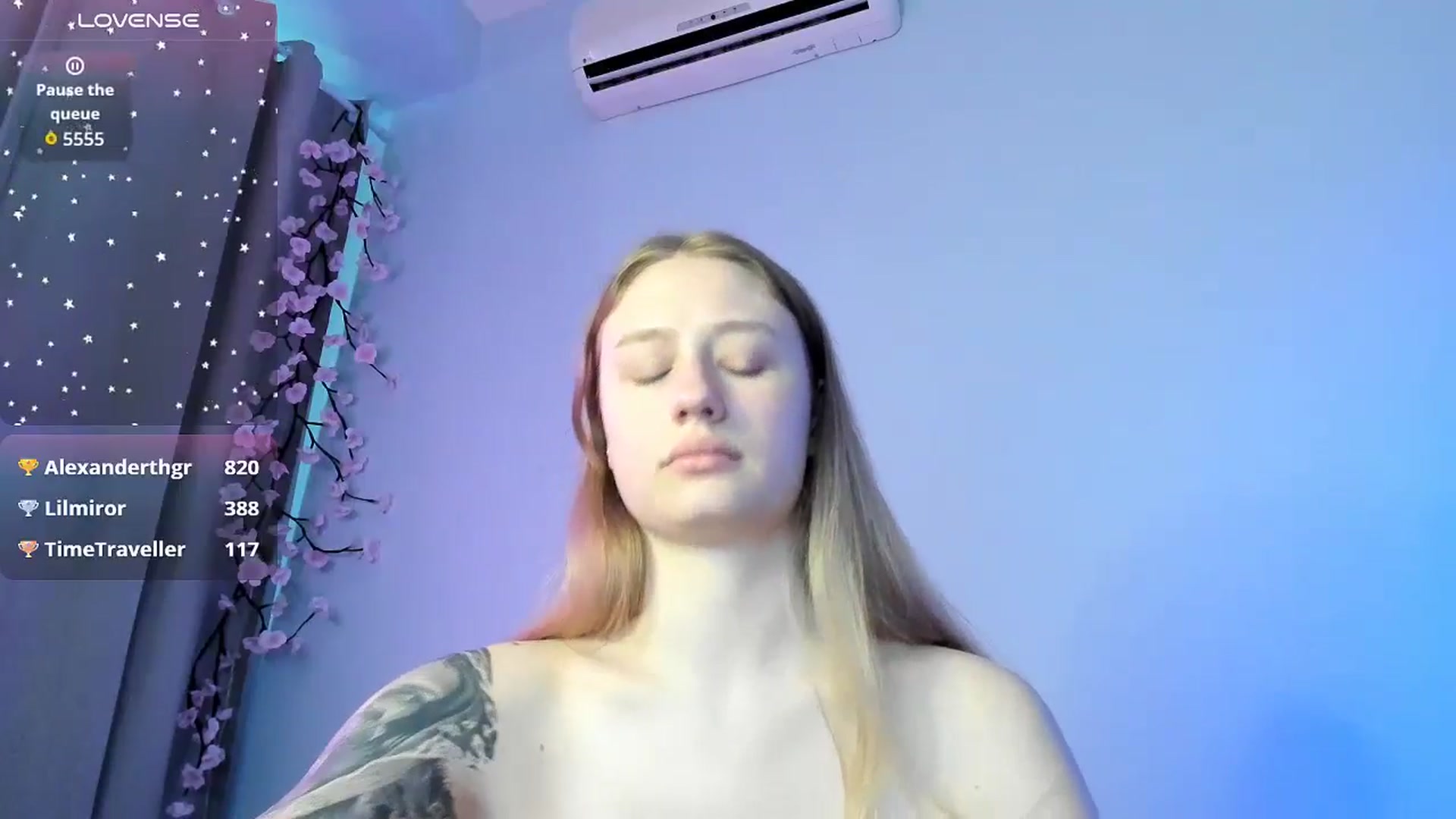 Gallery image thumbnail from NicolePax's myfreecams stream on, 05/09/2026, 12:08 image 8 of 20