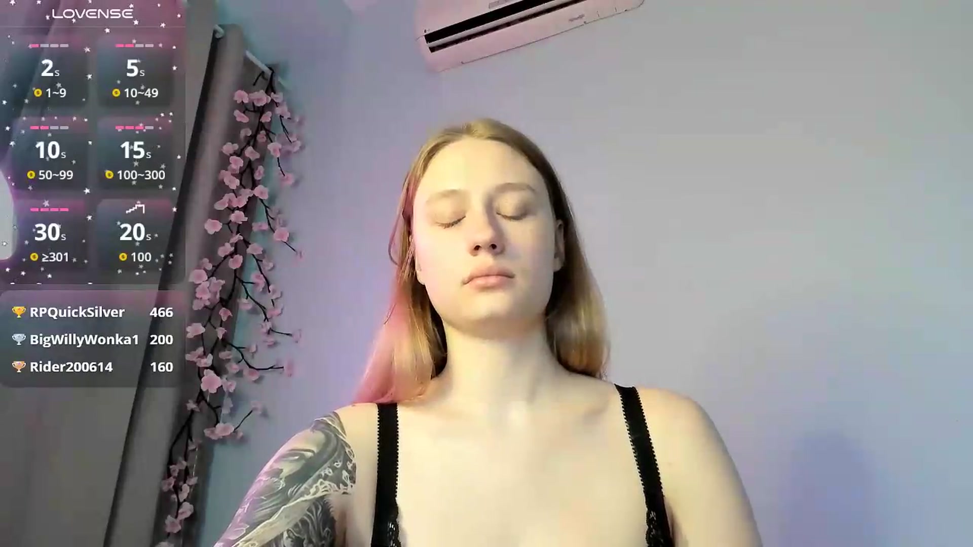 Gallery image thumbnail from NicolePax's myfreecams stream on, 05/12/2026, 13:12 image 8 of 20