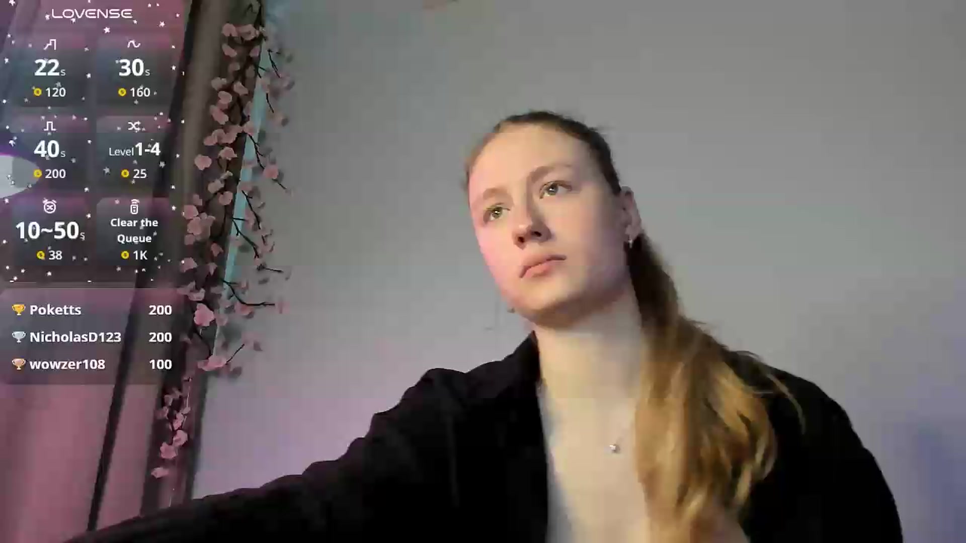 Gallery image thumbnail from NicolePax's myfreecams stream on, 05/19/2026, 12:39 image 2 of 20