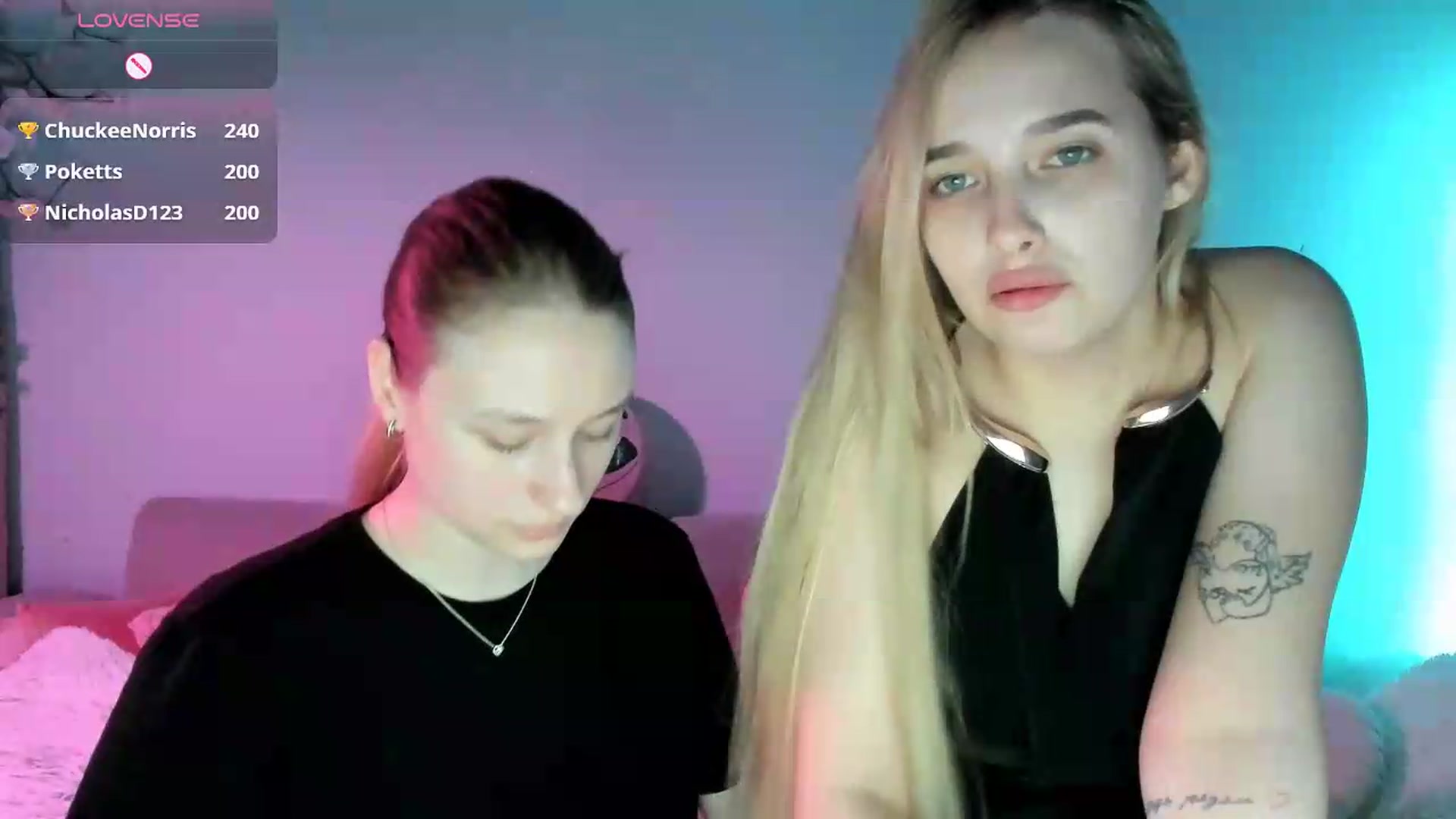 Gallery image thumbnail from NicolePax's myfreecams stream on, 05/19/2026, 19:57 image 12 of 20