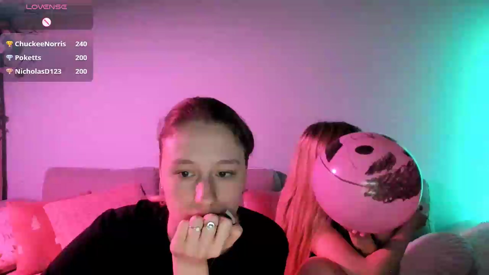 Gallery image thumbnail from NicolePax's myfreecams stream on, 05/19/2026, 19:57 image 1 of 20