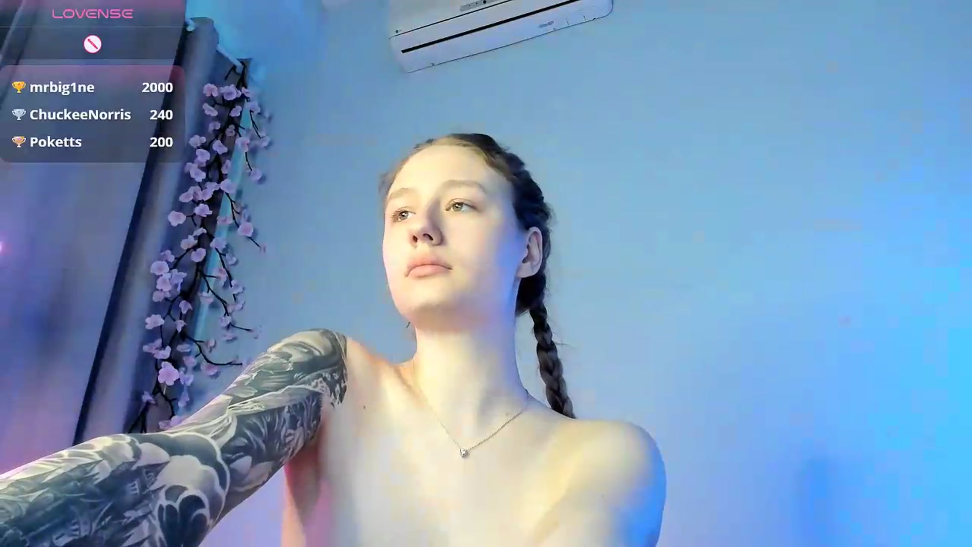 Gallery image thumbnail from NicolePax's myfreecams stream on, 05/20/2026, 13:09 image 3 of 20