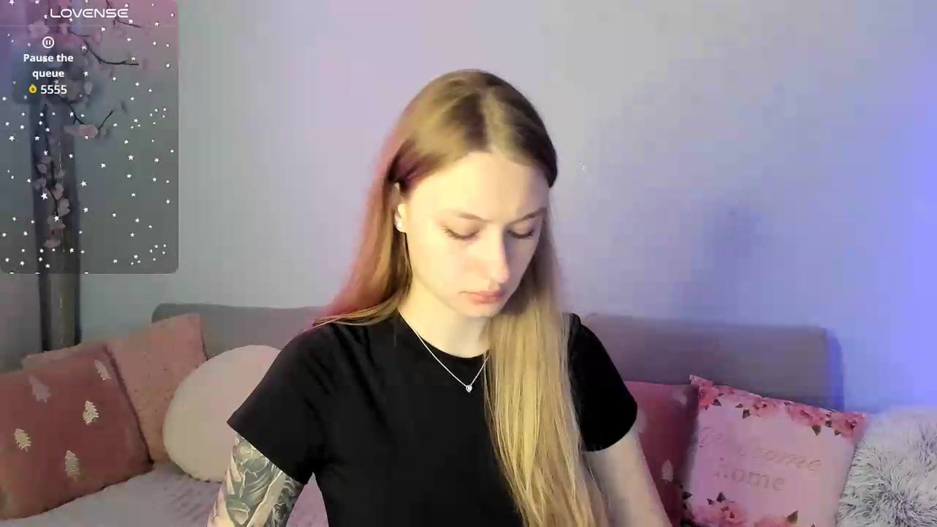 Gallery image thumbnail from NicolePax's myfreecams stream on, 06/01/2026, 08:31 image 10 of 20