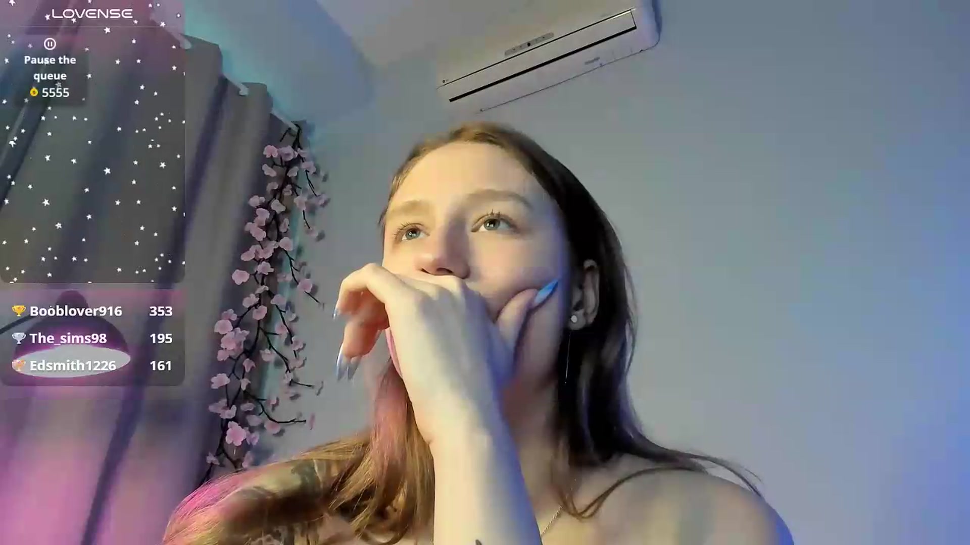 Gallery image thumbnail from NicolePax's myfreecams stream on, 07/04/2026, 14:00 image 13 of 20