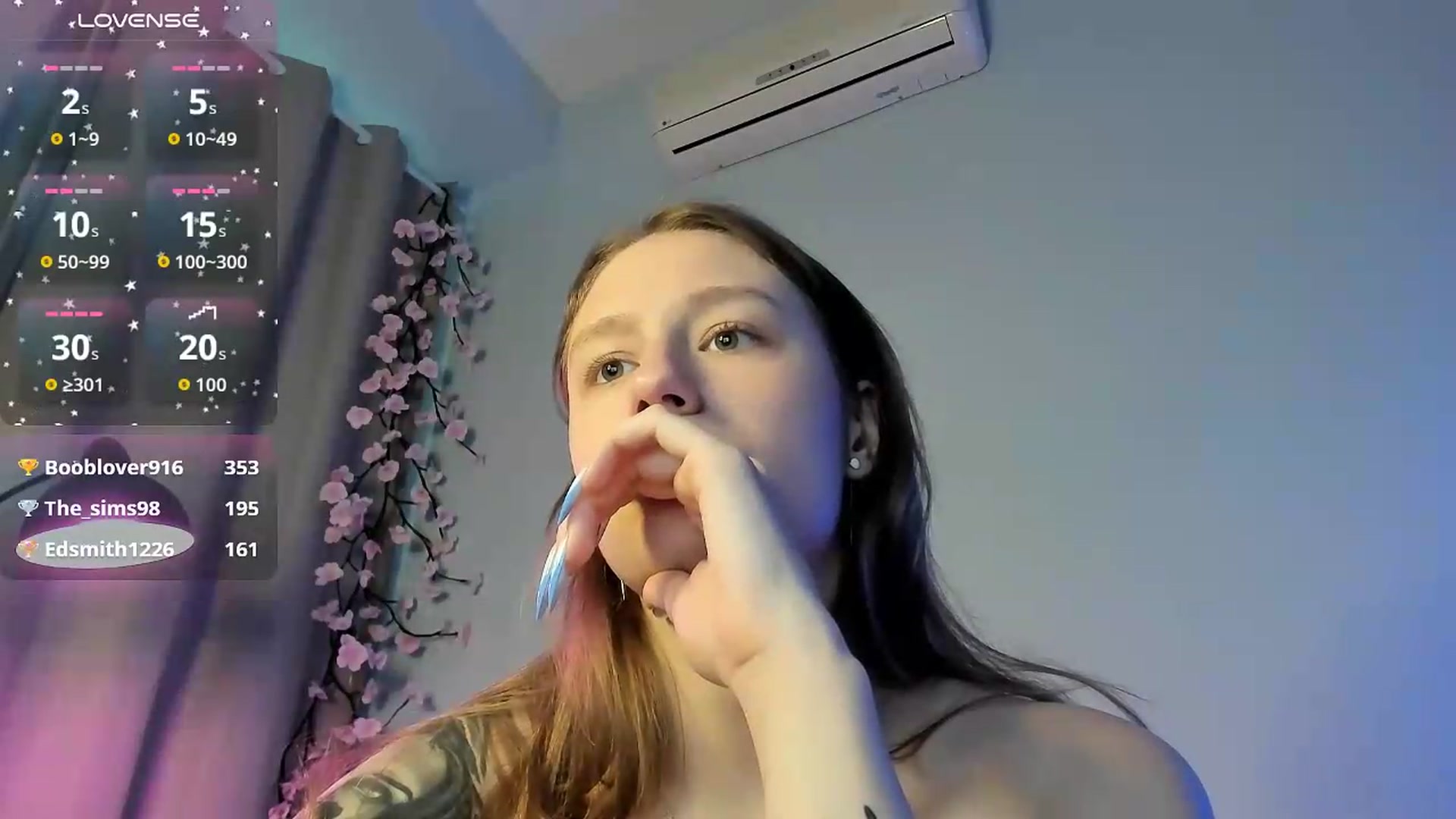 Gallery image thumbnail from NicolePax's myfreecams stream on, 07/04/2026, 14:00 image 16 of 20