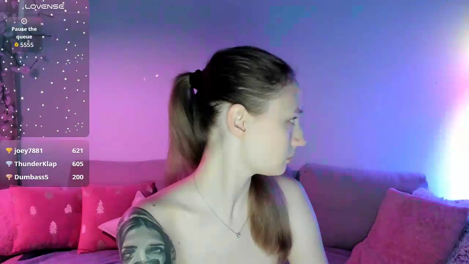 Gallery image thumbnail from NicolePax's myfreecams stream on, 07/06/2026, 11:52 image 15 of 20