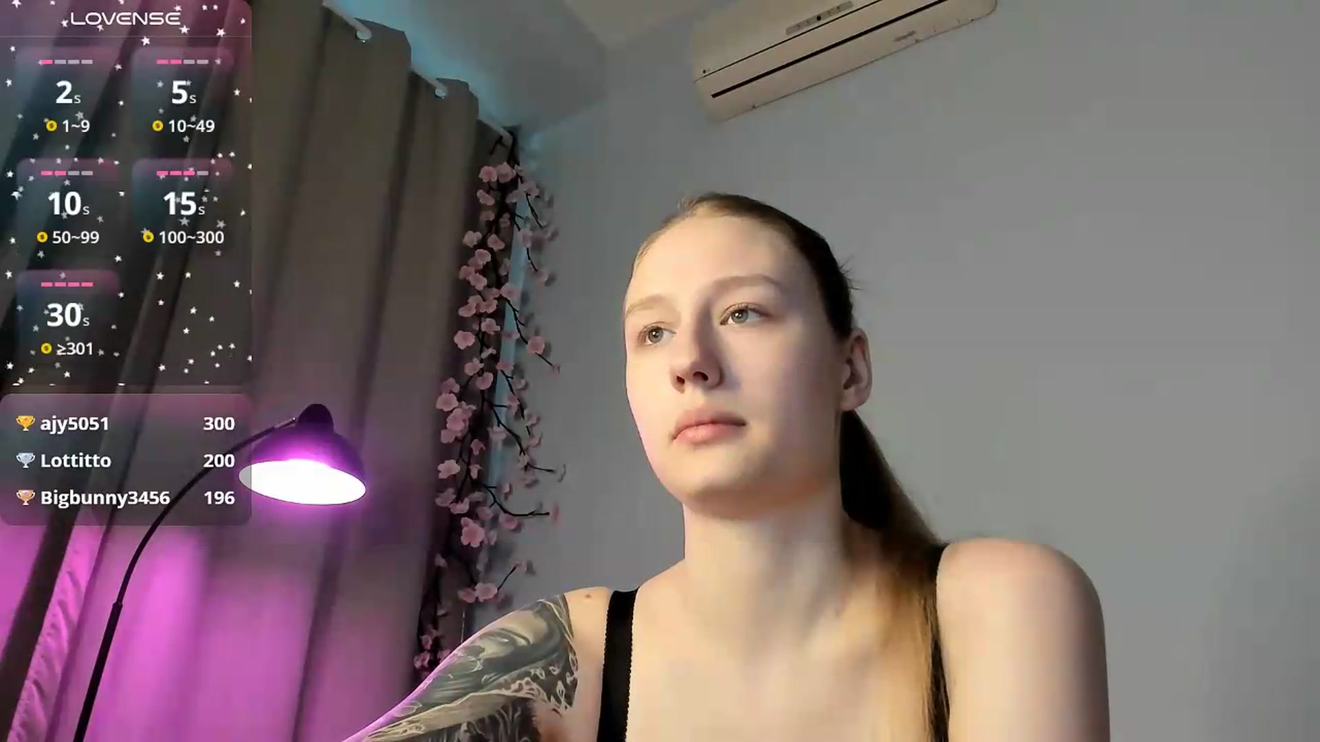 Gallery image thumbnail from NicolePax's myfreecams stream on, 07/20/2026, 13:58 image 18 of 20