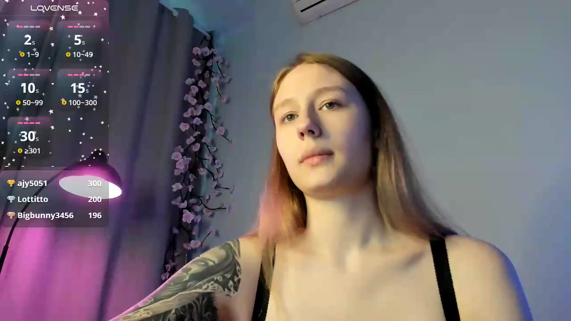 Gallery image thumbnail from NicolePax's myfreecams stream on, 07/20/2026, 13:58 image 9 of 20