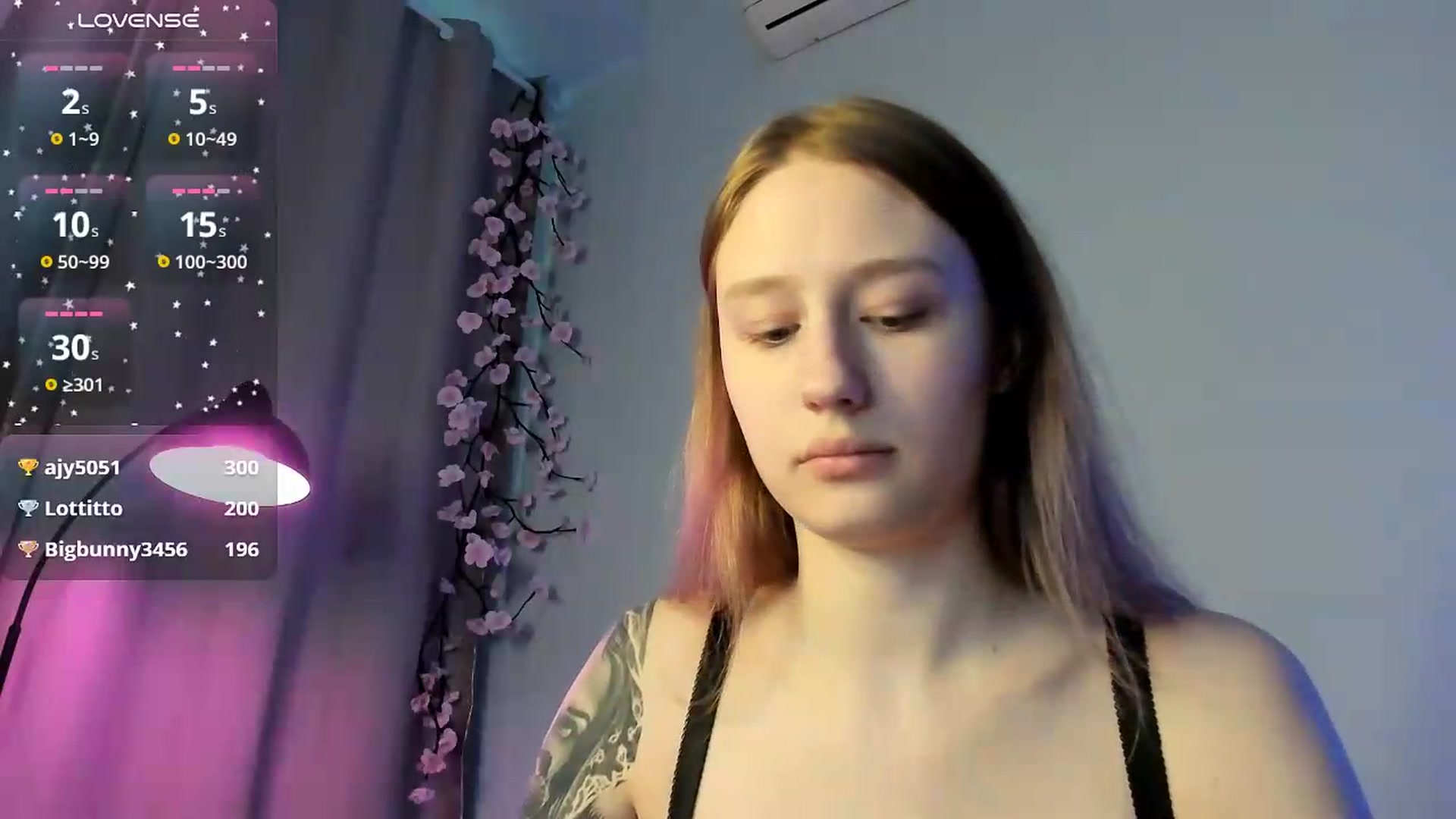 Gallery image thumbnail from NicolePax's myfreecams stream on, 07/20/2026, 13:58 image 8 of 20
