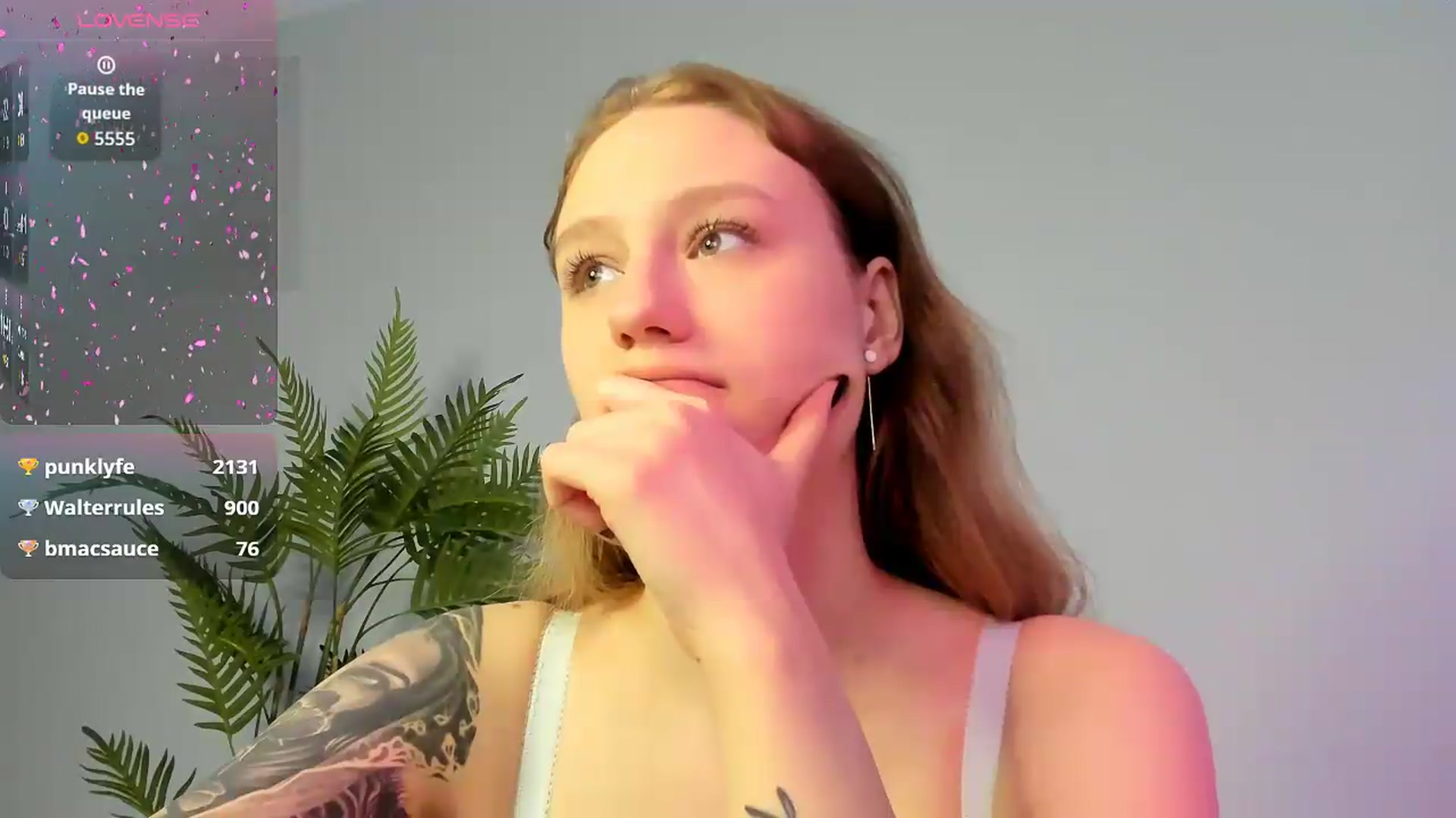 Gallery image thumbnail from NicolePax's myfreecams stream on, 08/04/2026, 09:40 image 11 of 20