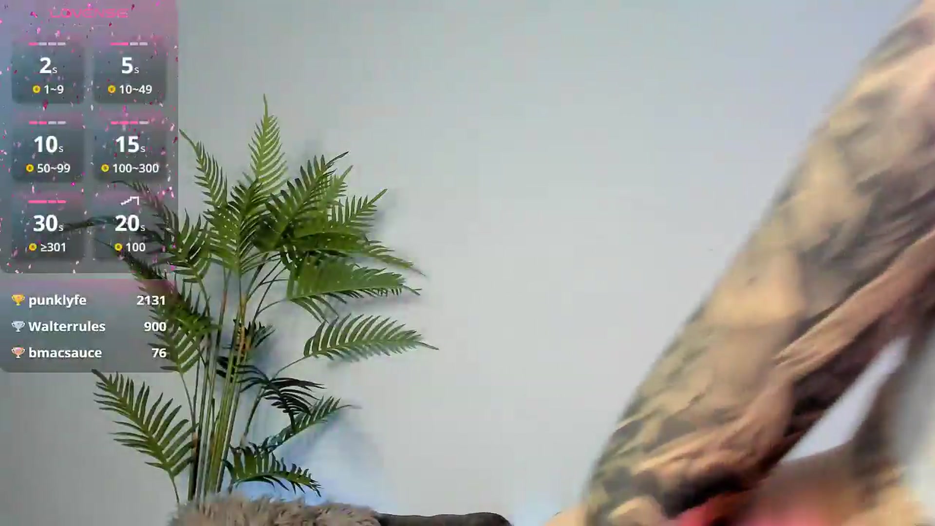 Gallery image thumbnail from NicolePax's myfreecams stream on, 08/04/2026, 09:58 image 13 of 20