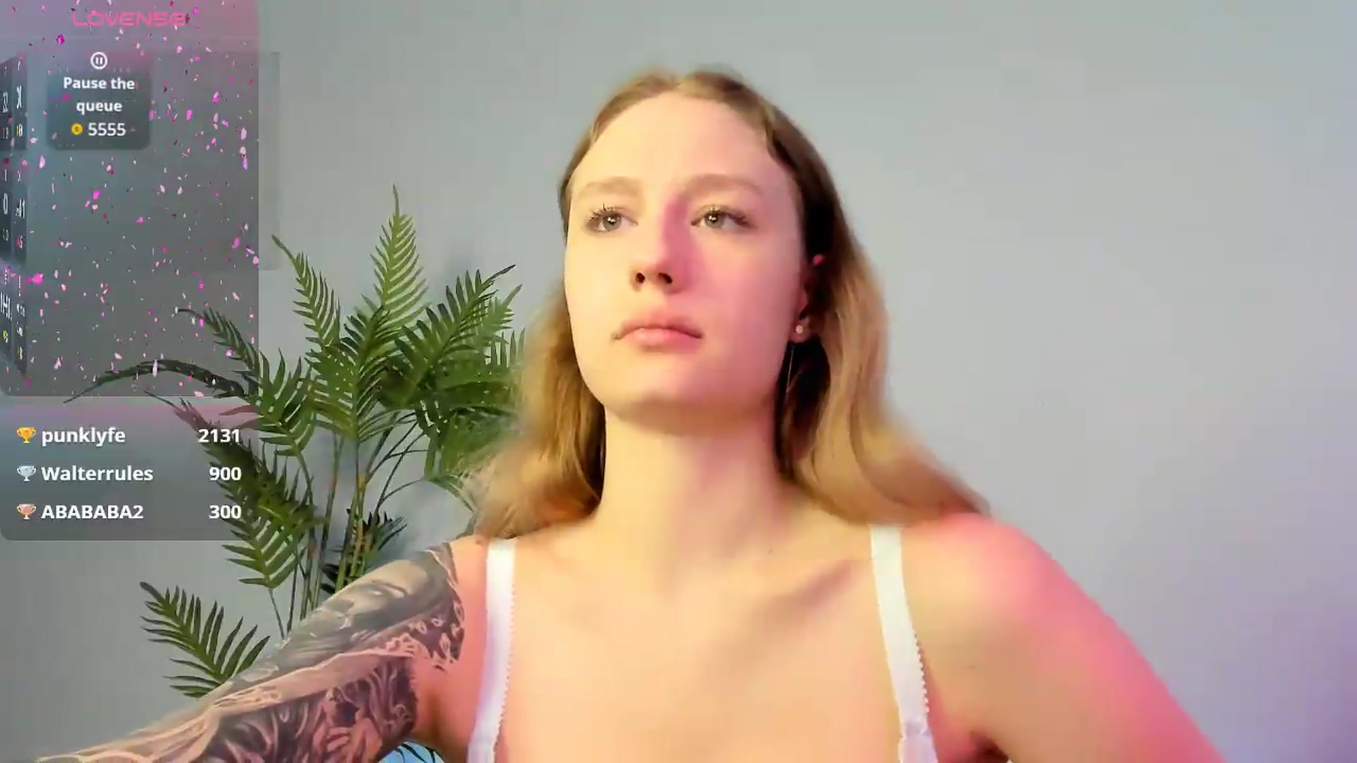 Gallery image thumbnail from NicolePax's myfreecams stream on, 08/04/2026, 14:05 image 8 of 20