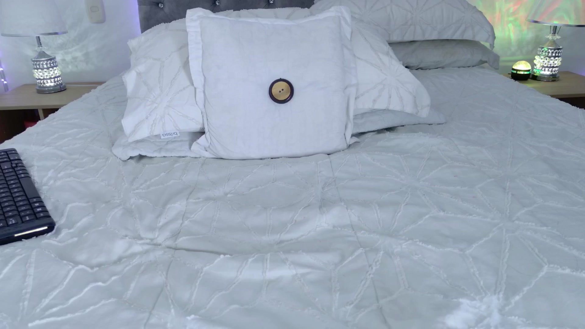 Gallery image thumbnail from NicolePowell's myfreecams stream on, 02/27/2026, 05:46 image 16 of 20
