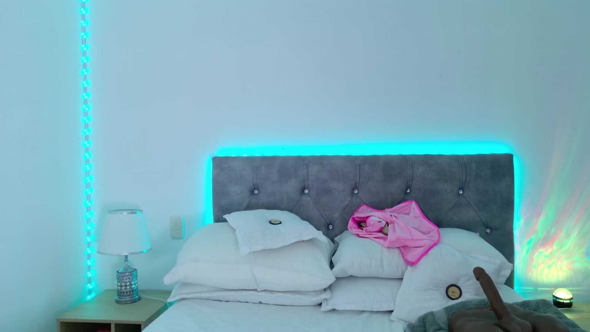 Gallery image thumbnail from NicolePowell's myfreecams stream on, 03/03/2026, 01:27 image 18 of 20
