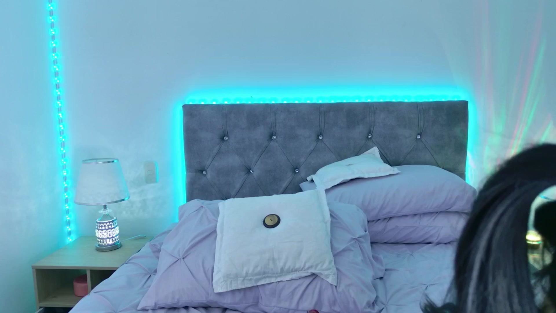 Gallery image thumbnail from NicolePowell's myfreecams stream on, 03/10/2026, 04:02 image 17 of 20