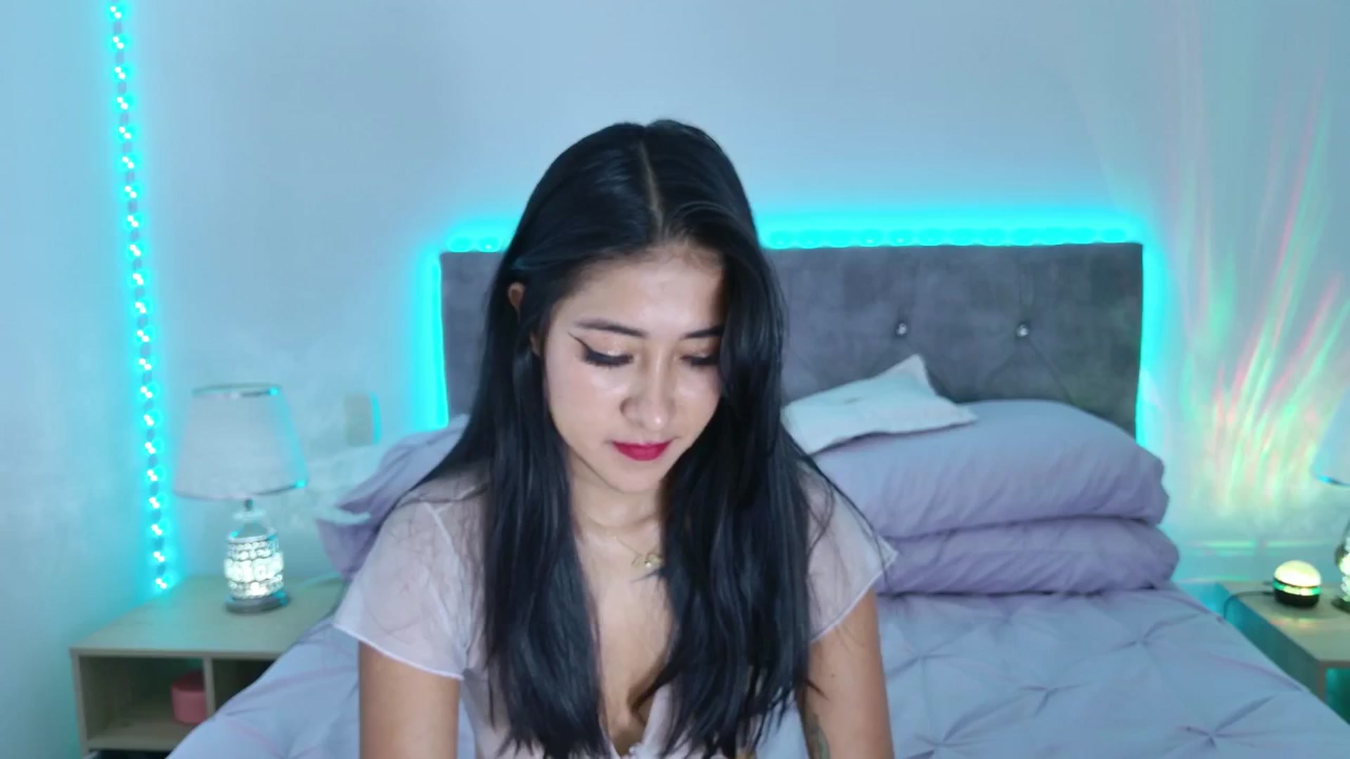 Gallery image thumbnail from NicolePowell's myfreecams stream on, 03/10/2026, 04:02 image 20 of 20