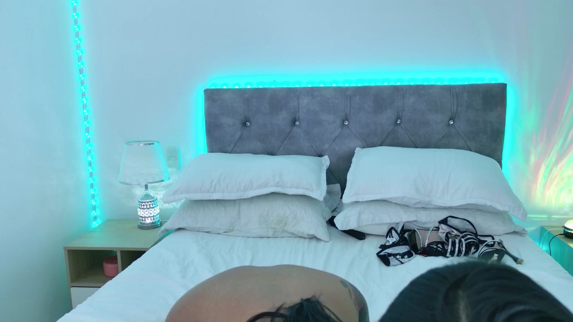Gallery image thumbnail from NicolePowell's myfreecams stream on, 03/12/2026, 06:59 image 13 of 20