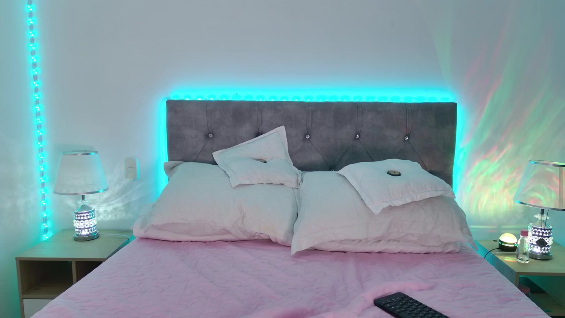 Gallery image thumbnail from NicolePowell's myfreecams stream on, 04/13/2026, 05:00 image 15 of 20