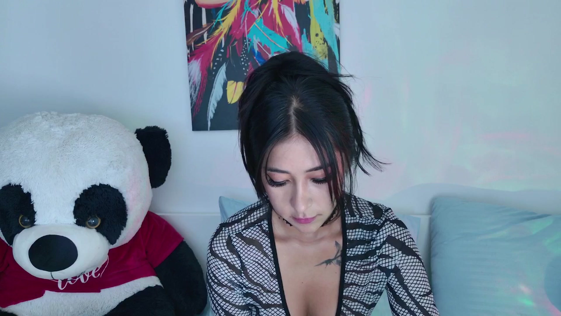 Gallery image thumbnail from NicolePowell's myfreecams stream on, 05/03/2026, 03:06 image 10 of 20