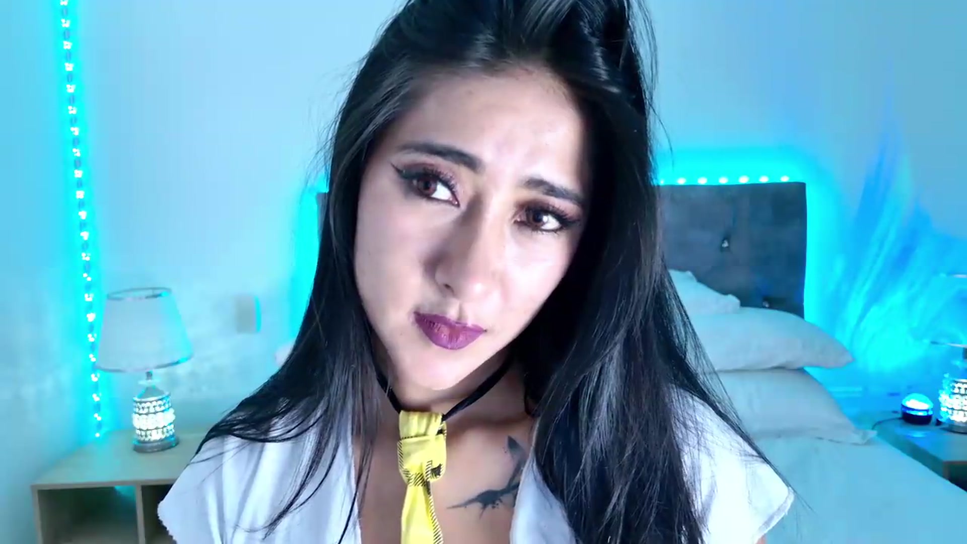 Gallery image thumbnail from NicolePowell's myfreecams stream on, 05/14/2026, 03:18 image 19 of 20