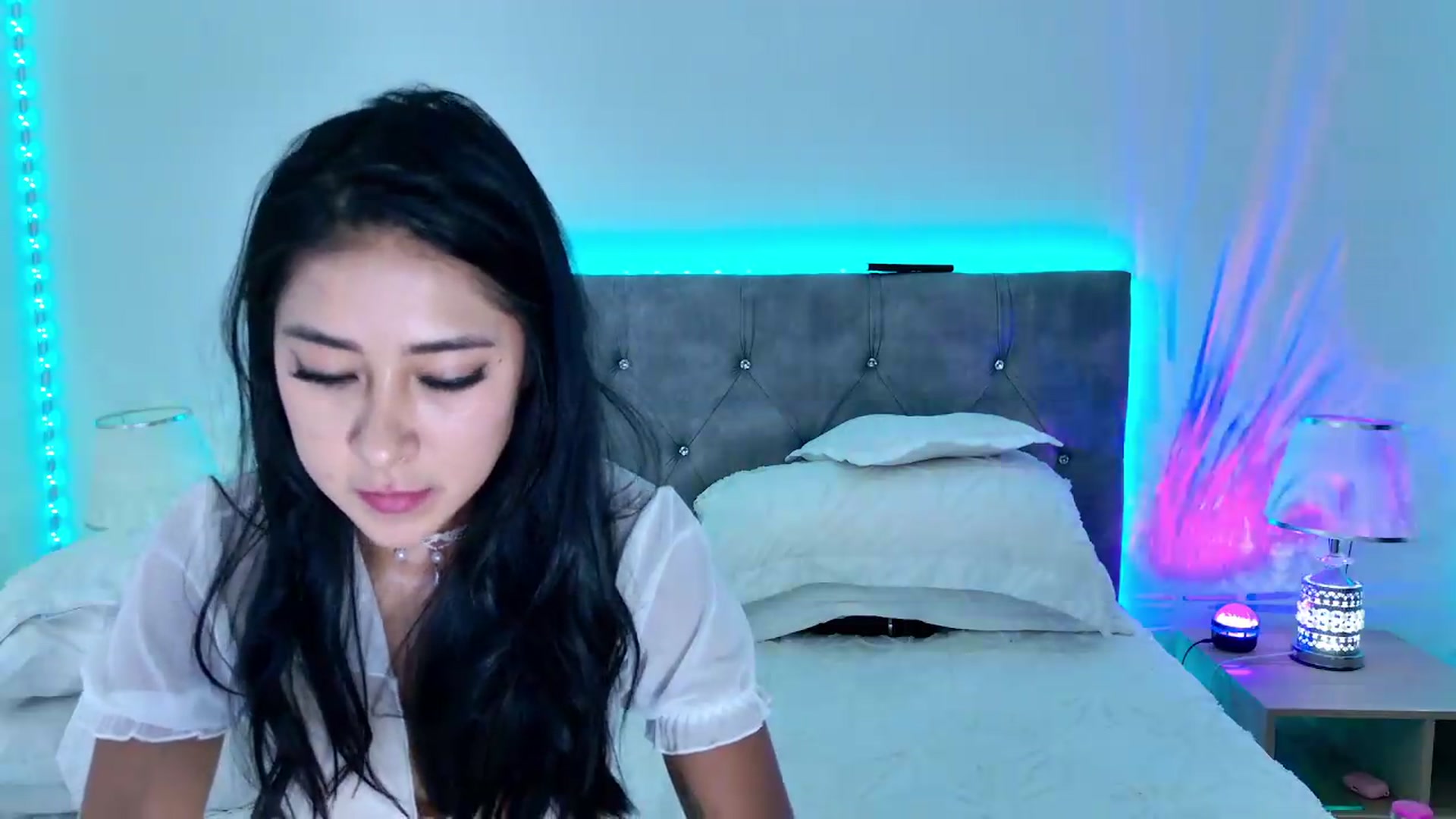 Gallery image thumbnail from NicolePowell's myfreecams stream on, 06/12/2026, 05:47 image 4 of 20