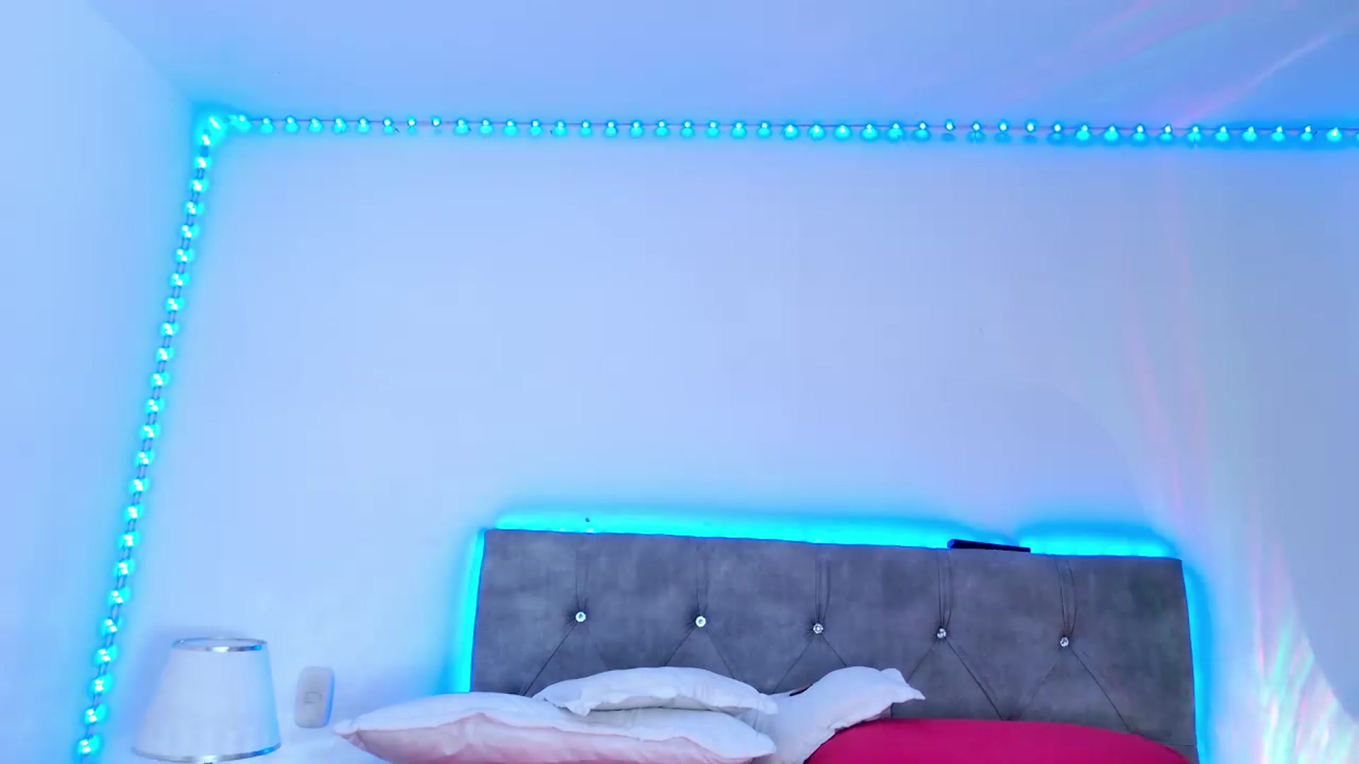 Gallery image thumbnail from NicolePowell's myfreecams stream on, 06/16/2026, 04:52 image 3 of 20