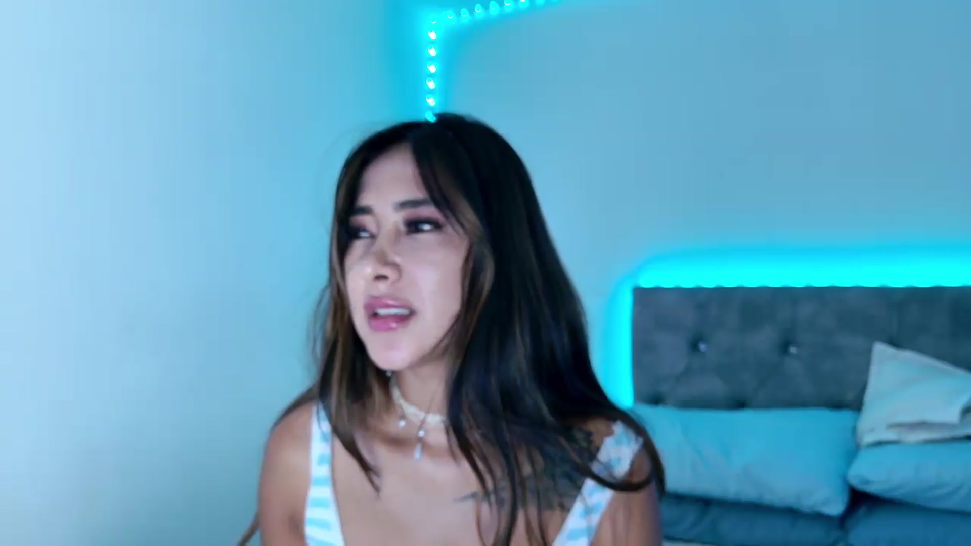 Gallery image thumbnail from NicolePowell's myfreecams stream on, 06/30/2026, 01:32 image 14 of 20