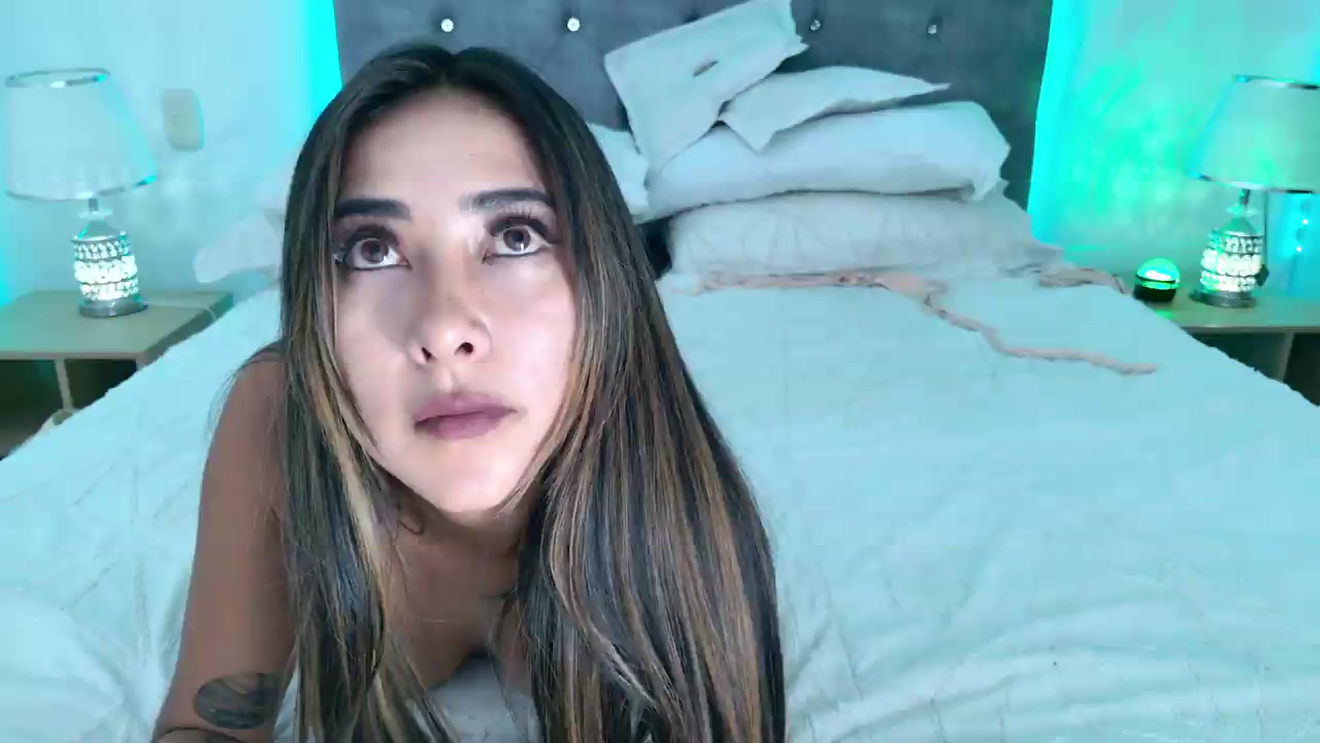 Gallery image thumbnail from NicolePowell's myfreecams stream on, 07/14/2026, 05:19 image 19 of 20