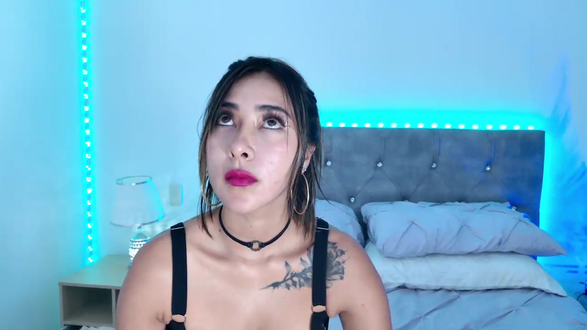 Gallery image thumbnail from NicolePowell's myfreecams stream on, 07/28/2026, 04:37 image 8 of 20