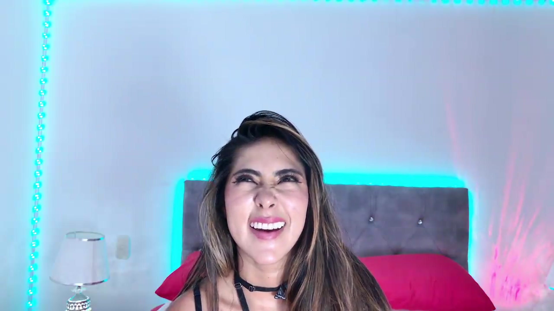 Gallery image thumbnail from NicolePowell's myfreecams stream on, 08/03/2026, 24:52 image 11 of 20