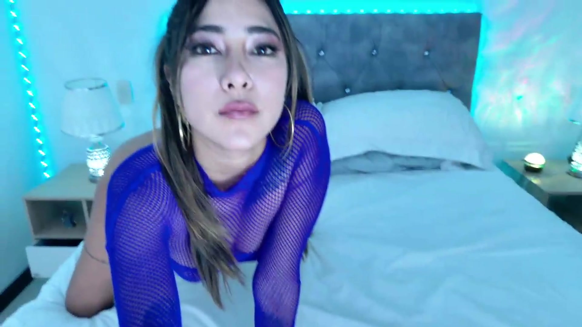 Gallery image thumbnail from NicolePowell's myfreecams stream on, 08/20/2026, 22:33 image 16 of 20