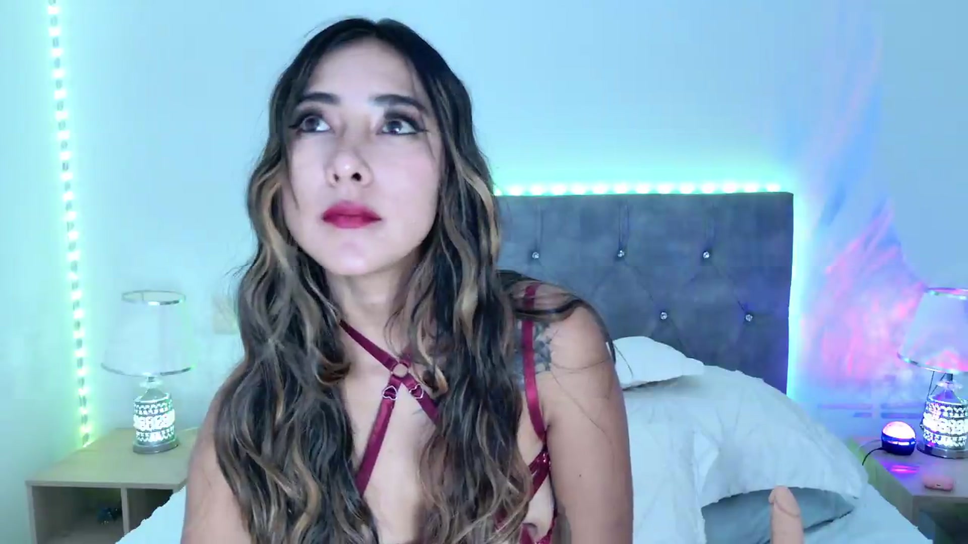 Gallery image thumbnail from NicolePowell's myfreecams stream on, 08/25/2026, 02:11 image 8 of 20