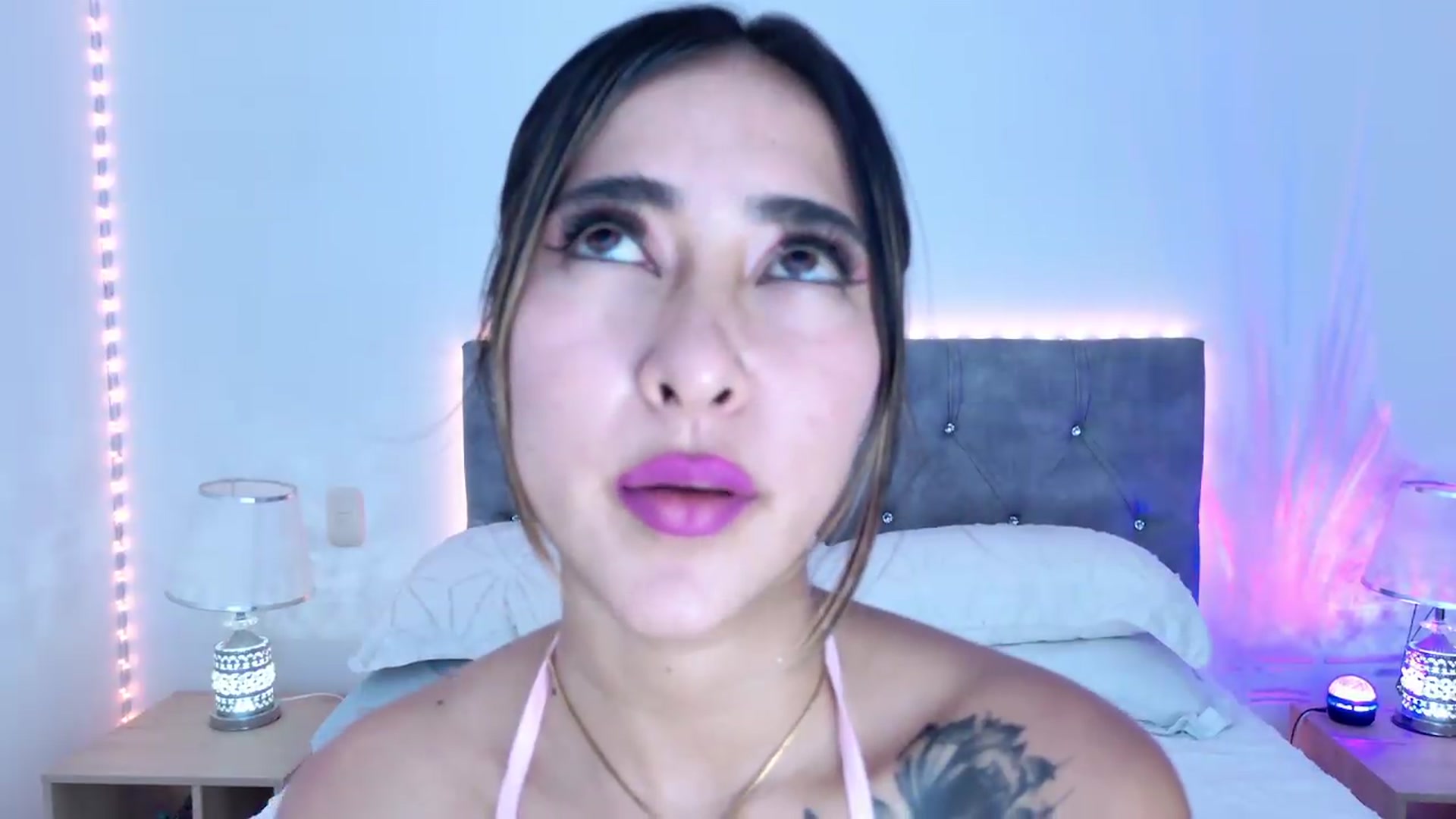 Gallery image thumbnail from NicolePowell's myfreecams stream on, 08/27/2026, 02:00 image 8 of 20