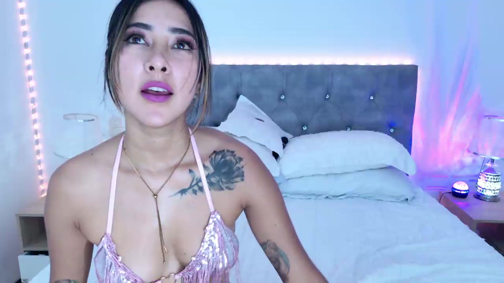 Gallery image thumbnail from NicolePowell's myfreecams stream on, 08/27/2026, 05:53 image 7 of 20