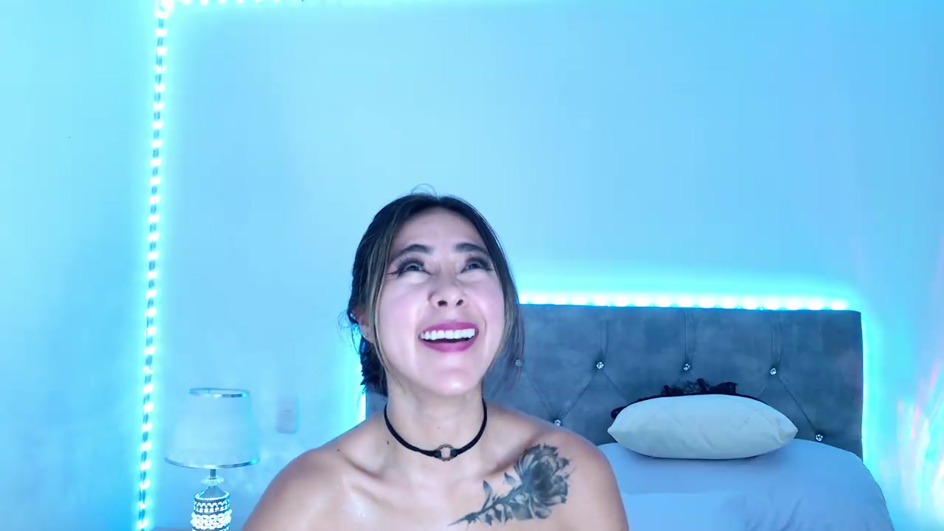 Gallery image thumbnail from NicolePowell's myfreecams stream on, 09/12/2026, 03:36 image 17 of 20