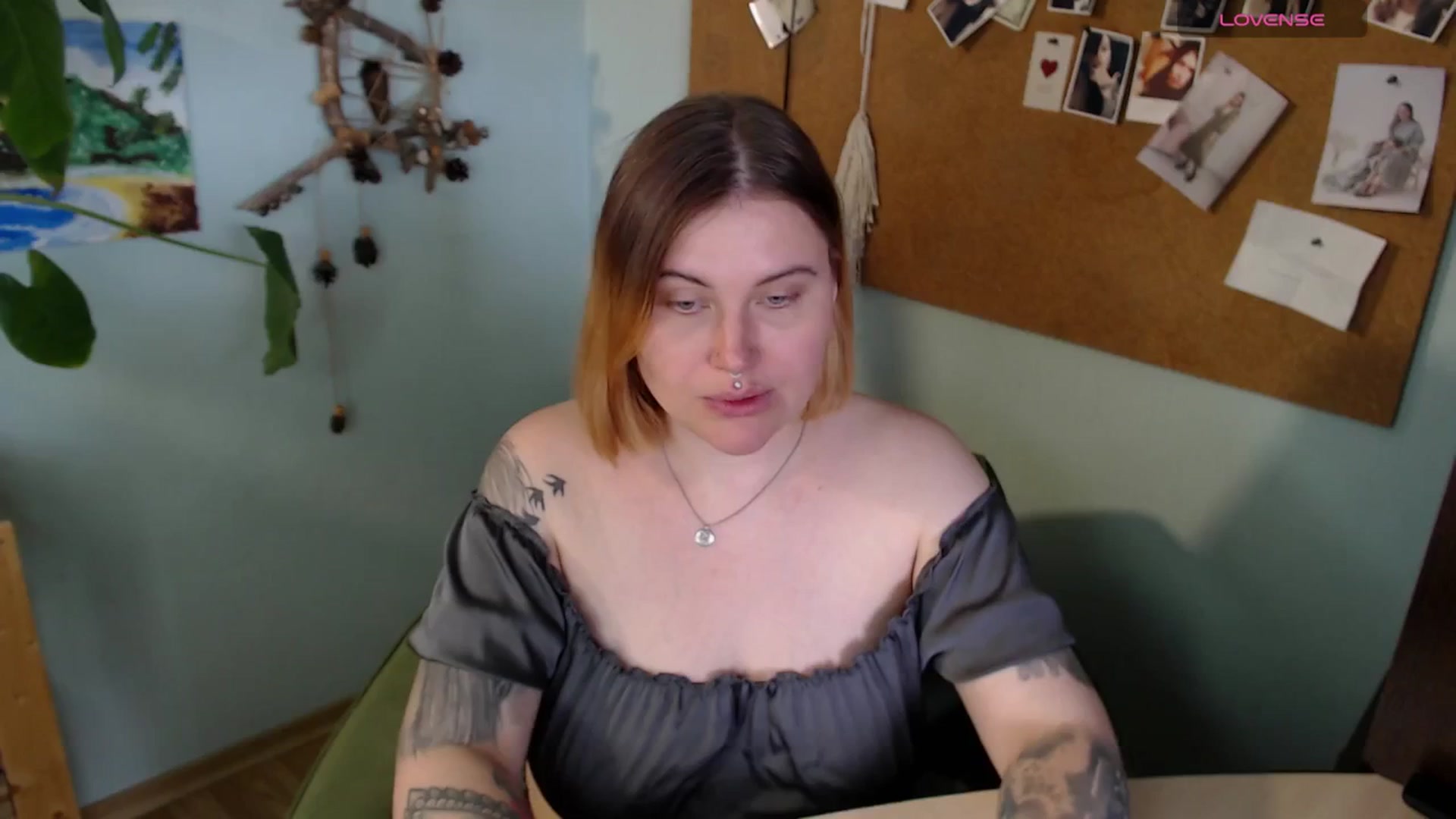 Gallery image thumbnail from NicoleStar's myfreecams stream on, 06/23/2025, 08:48 image 13 of 20